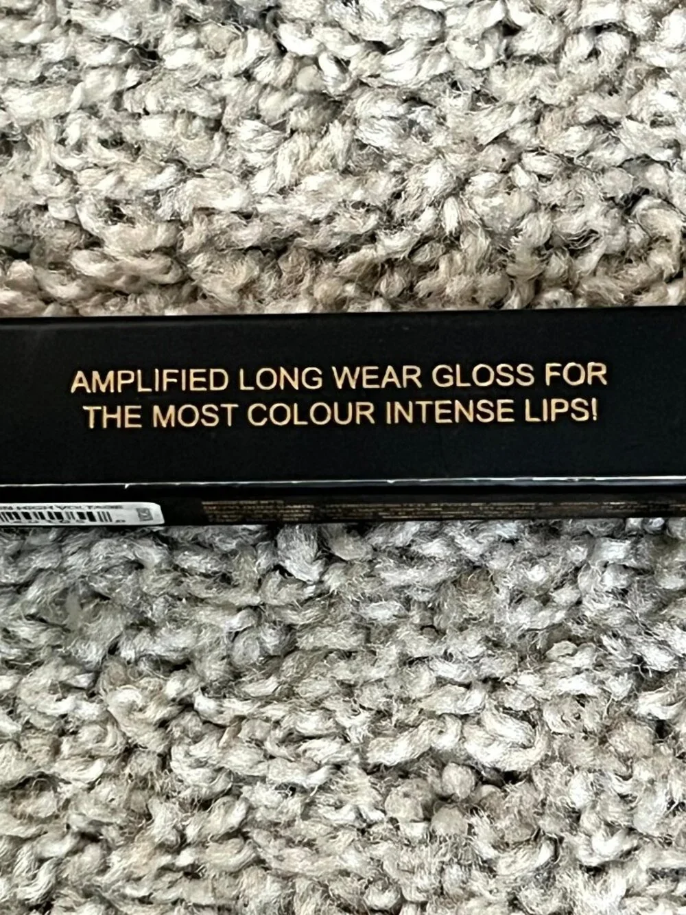 Makeup Revolution Lip Amplification Lip Gloss Shade High Voltage 7 Ml